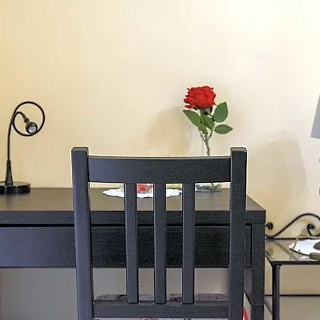 Bed and Breakfast Casa Cupiello 4*